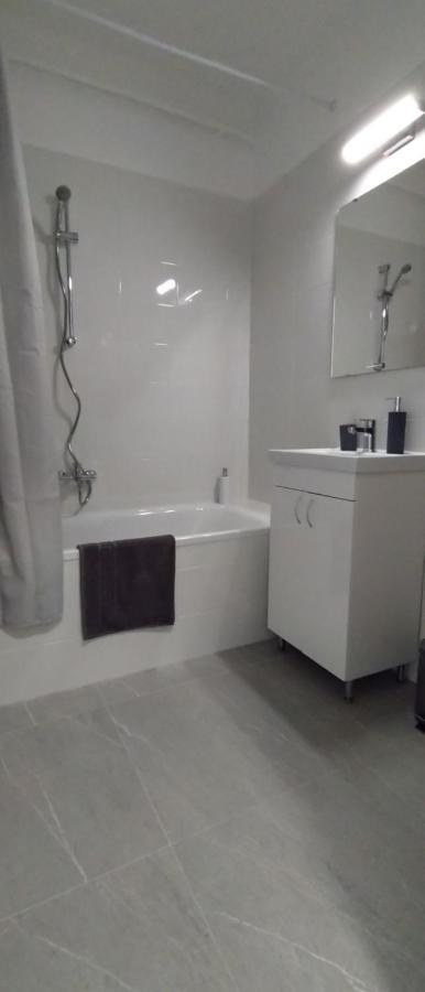 Blue Moon Apartman 埃格尔 外观 照片