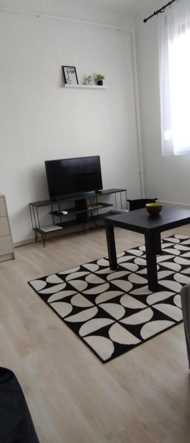 Blue Moon Apartman 埃格尔 外观 照片